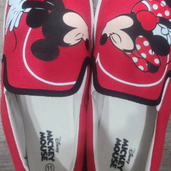 Disney Mickey Mouse & Minnie Mouse Slip-On Sneakers/Kissing Mickey and Minnie - Picture 6 of 8